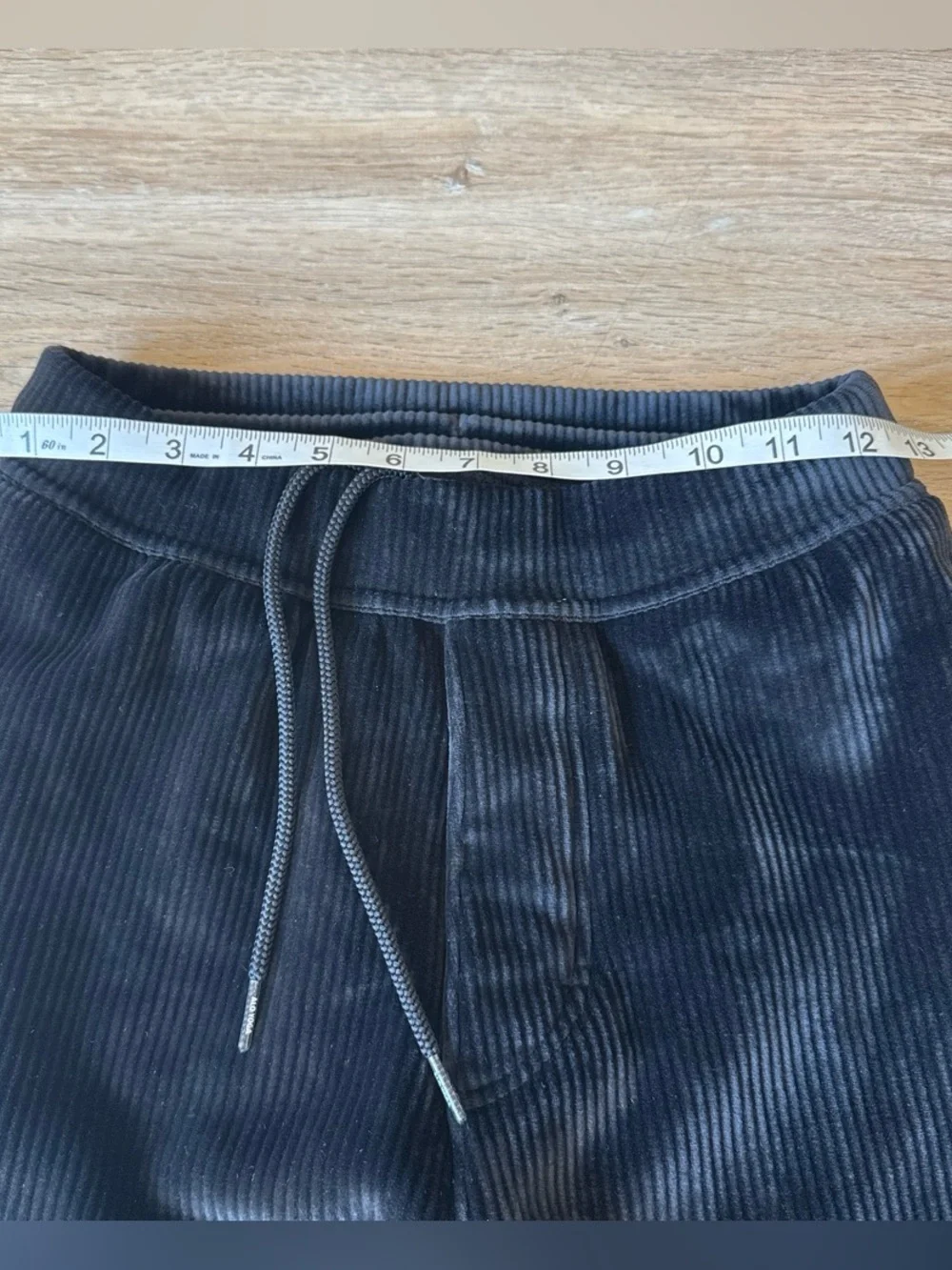 ALO Yoga soft corduroy